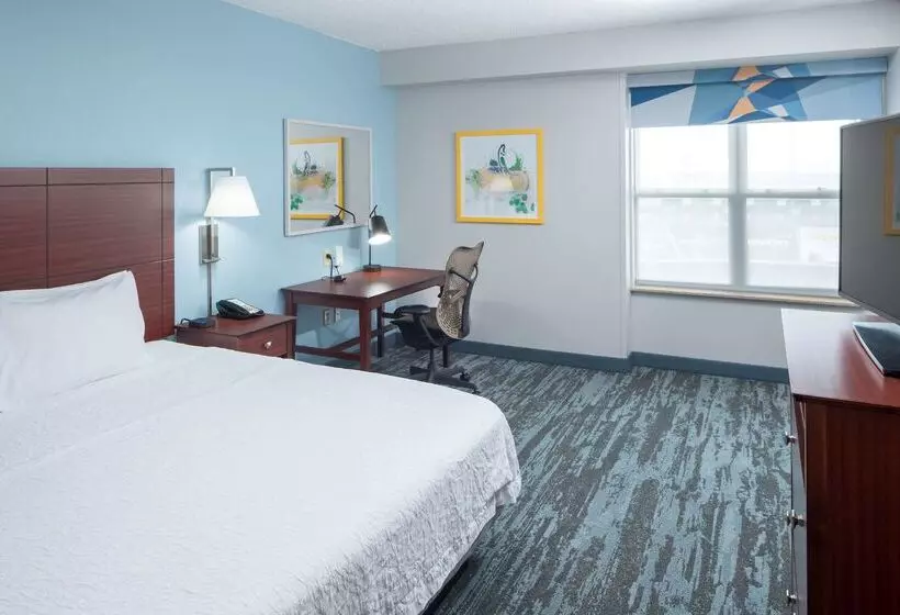 Hampton Inn & Suites Oklahoma City Bricktown