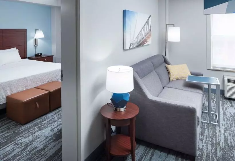 Hampton Inn & Suites Oklahoma City Bricktown