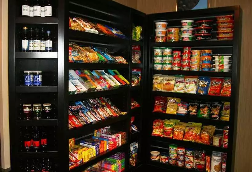 Hampton Inn & Suites Detroit Canton