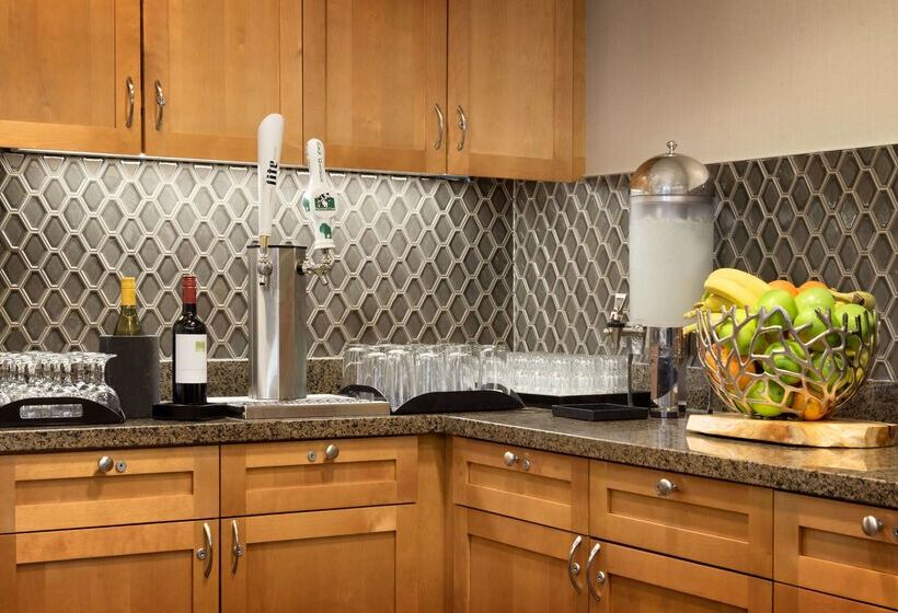 Homewood Suites By Hilton Madison West