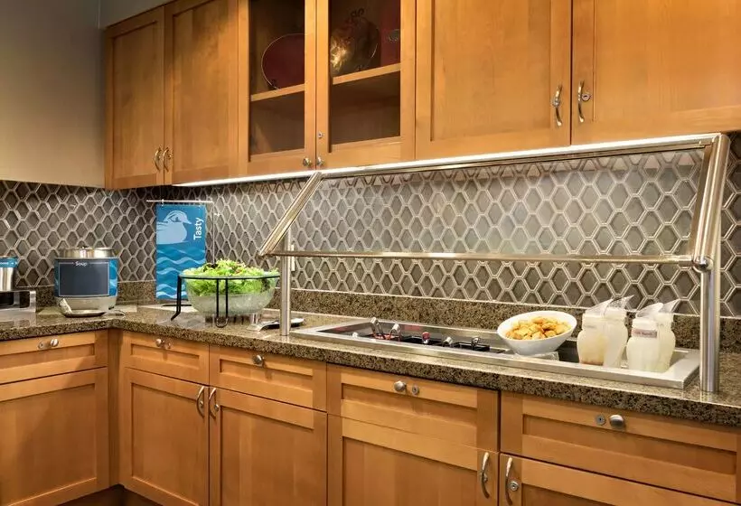 Homewood Suites By Hilton Madison West