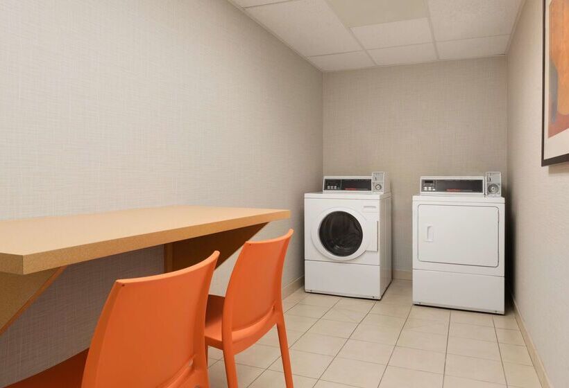 Homewood Suites By Hilton Madison West