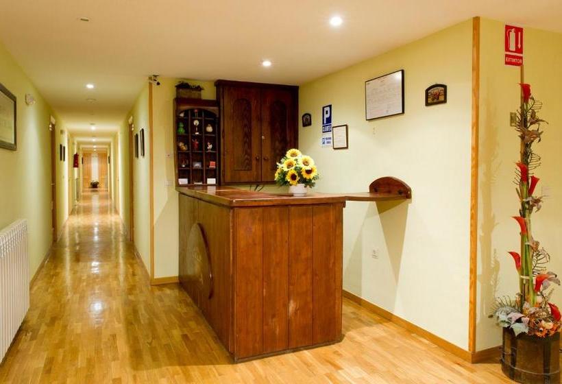 Hostal Valle De Tena