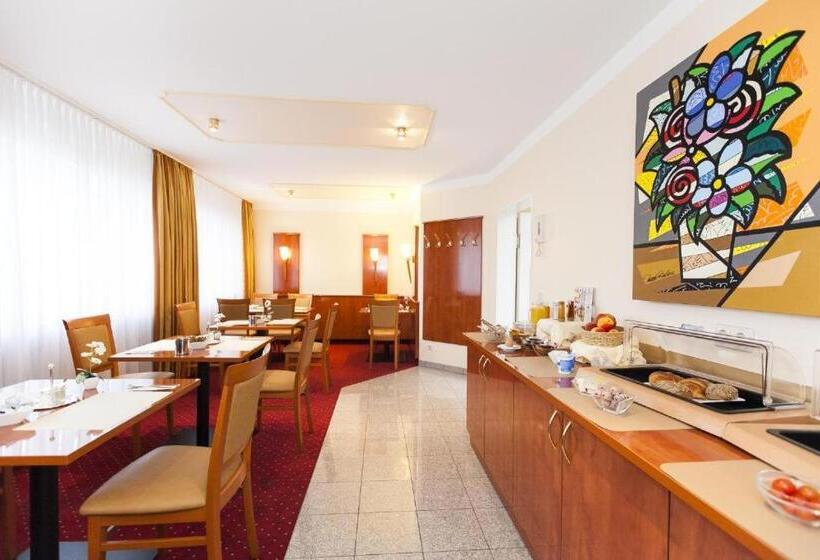 בית מלון כפרי Am Berliner Platz