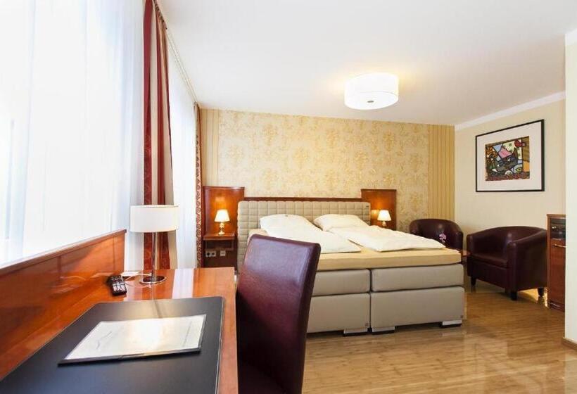 בית מלון כפרי Am Berliner Platz