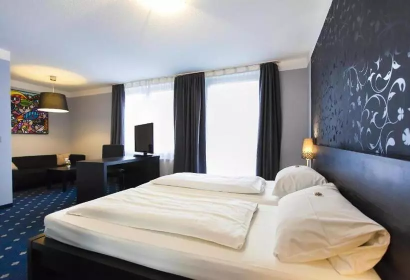 Отель Am Berliner Platz