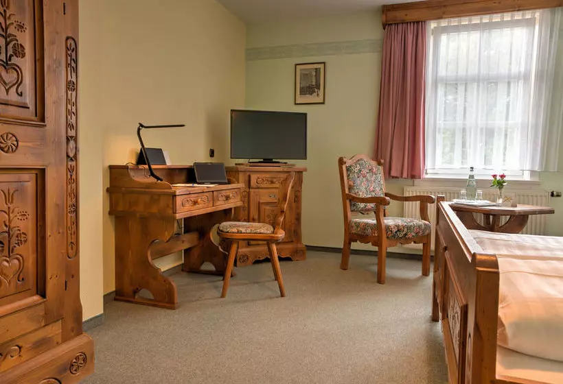 בית מלון כפרי Burg Edelhof