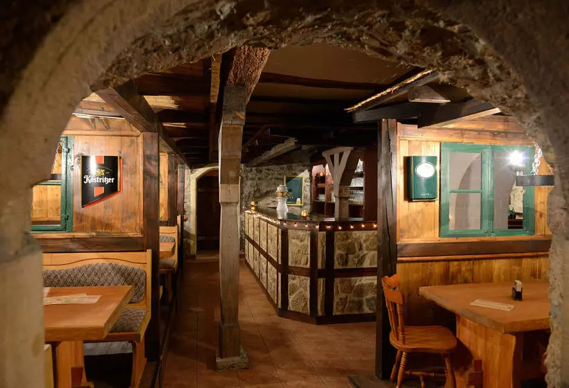 בית מלון כפרי Burg Edelhof