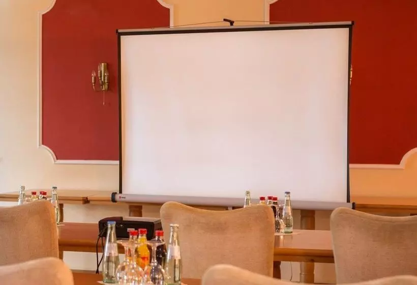 בית מלון כפרי Burg Edelhof