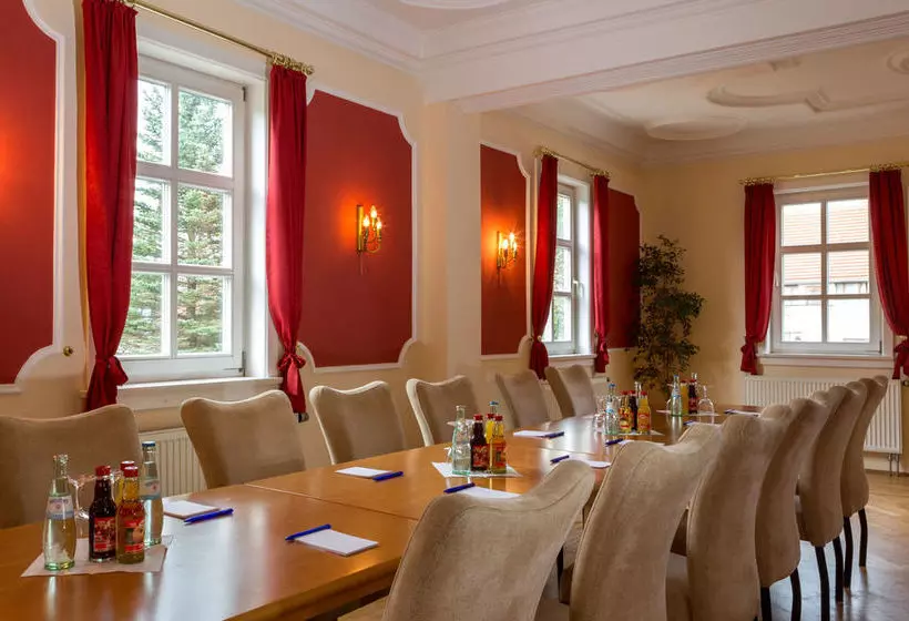 בית מלון כפרי Burg Edelhof