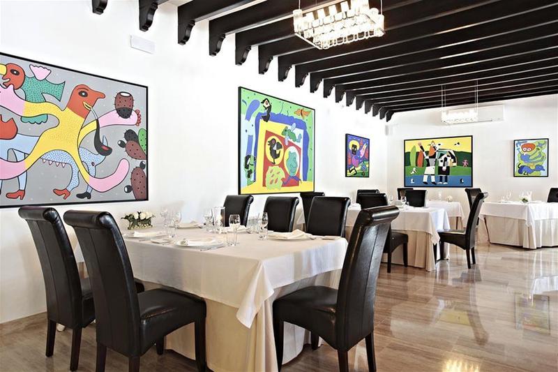 فندق Cap Vermell Beach