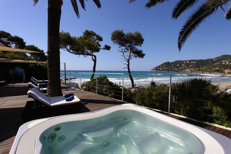 فندق Cap Vermell Beach