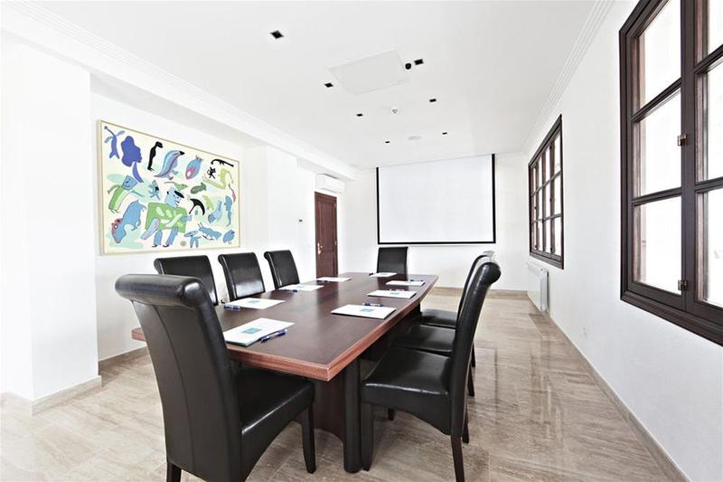 فندق Cap Vermell Beach