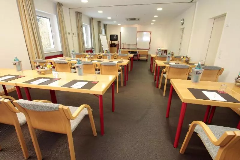 هتل Deutscher Hof