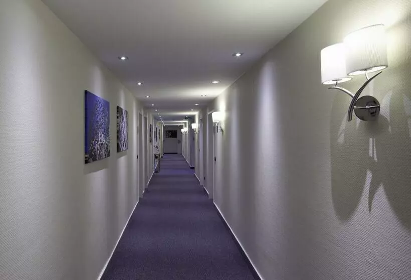 هتل Deutscher Hof