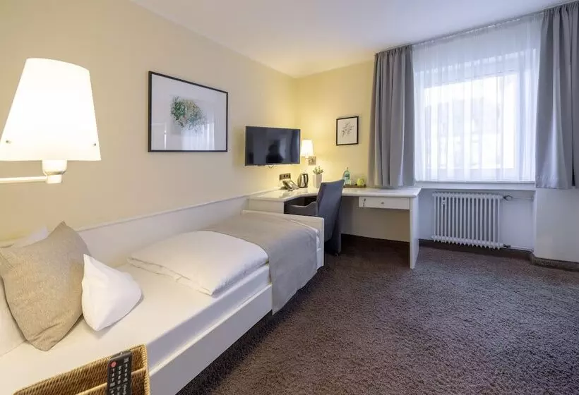 هتل Deutscher Hof