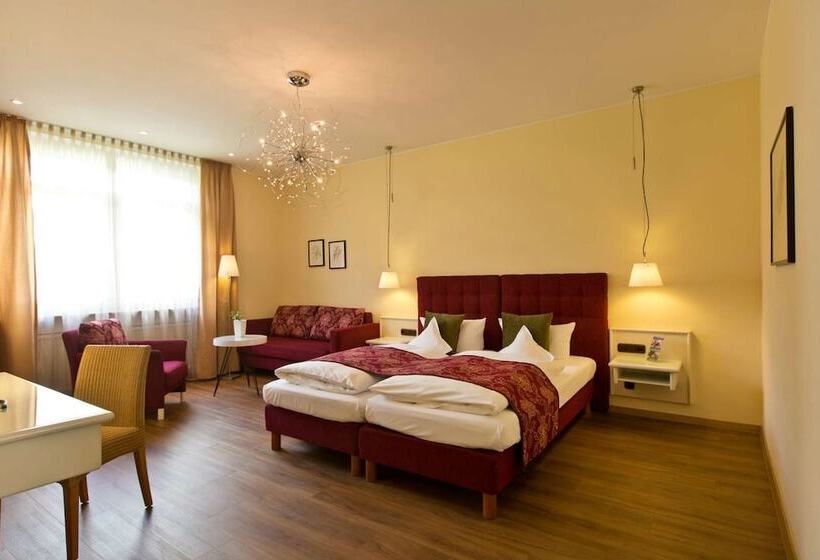 בית מלון כפרי Deutscher Hof