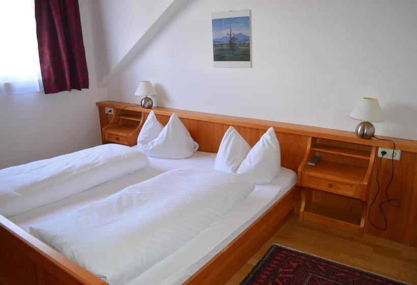 Hotel Gasthof "Kaiser Karl"