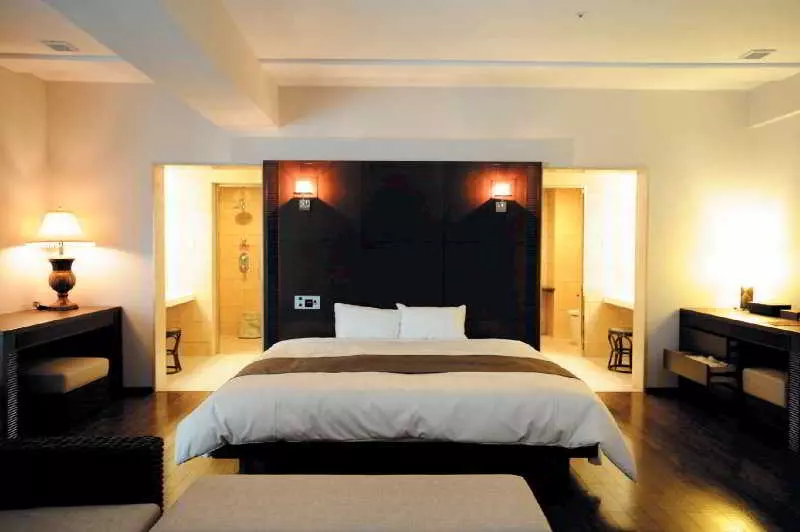 בית מלון כפרי Grandvrioresort Ishigakijima Ocean S Wing & Villa Garden