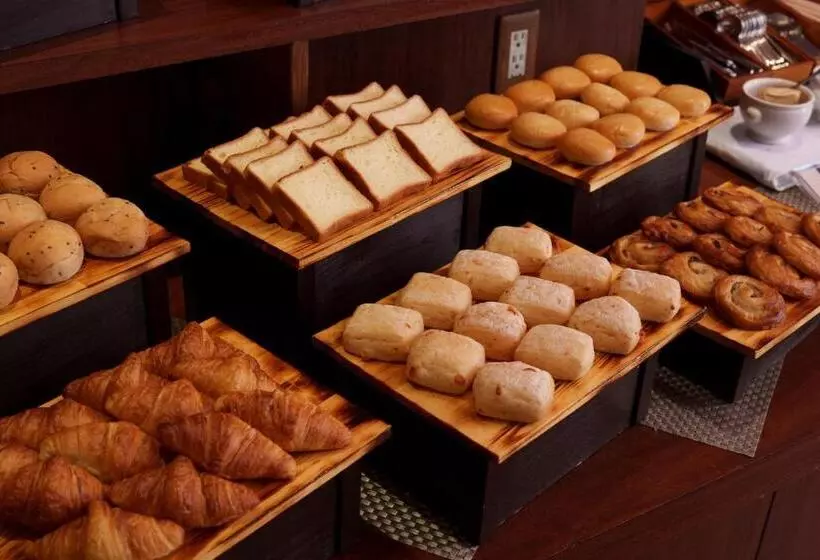 בית מלון כפרי Grandvrioresort Ishigakijima Ocean S Wing & Villa Garden