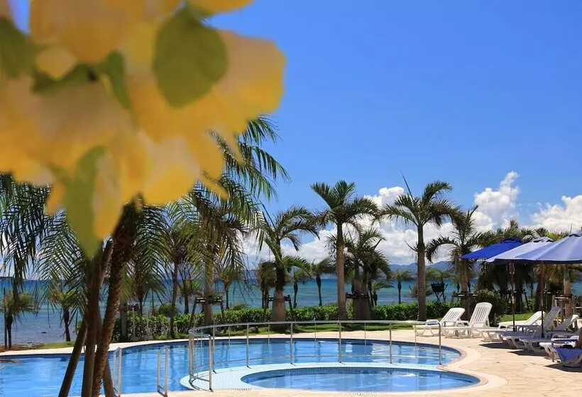 בית מלון כפרי Grandvrioresort Ishigakijima Ocean S Wing & Villa Garden