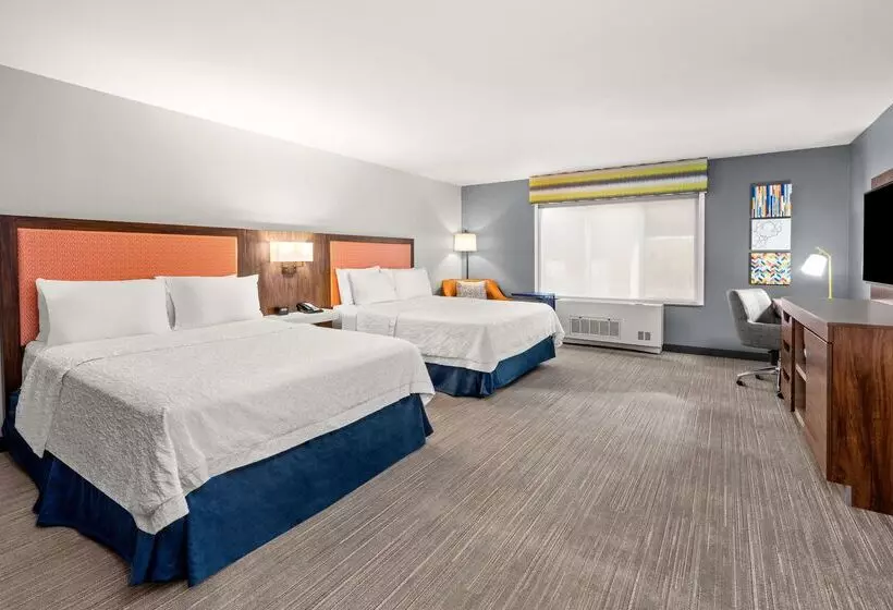 酒店 Hampton Inn & Suites Fairbanks