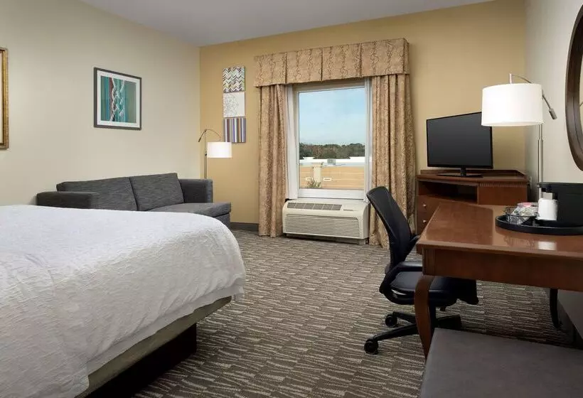 Отель Hampton Inn & Suites Lakeland South Polk Parkway
