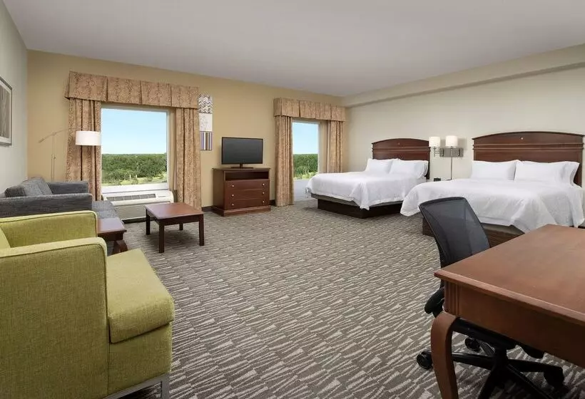 Отель Hampton Inn & Suites Lakeland South Polk Parkway