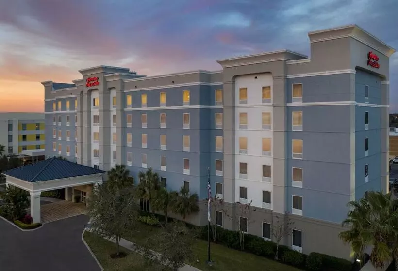 Отель Hampton Inn & Suites Lakeland South Polk Parkway