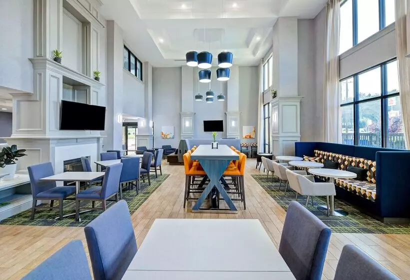 בית מלון כפרי Hampton Inn & Suites Nacogdoches