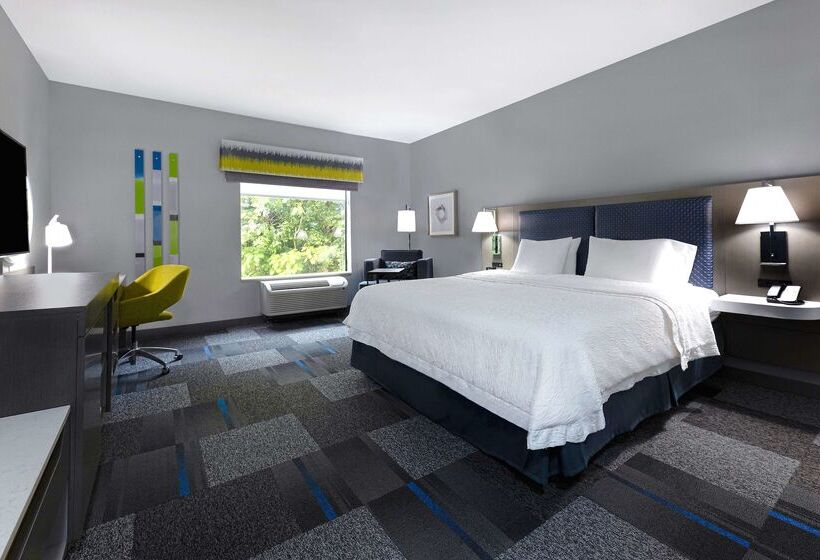 בית מלון כפרי Hampton Inn & Suites Nacogdoches