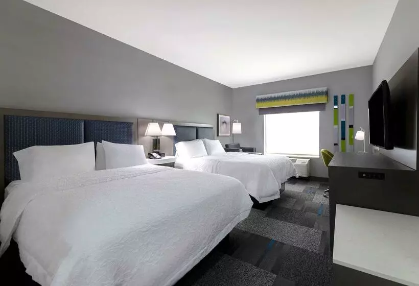 בית מלון כפרי Hampton Inn & Suites Nacogdoches