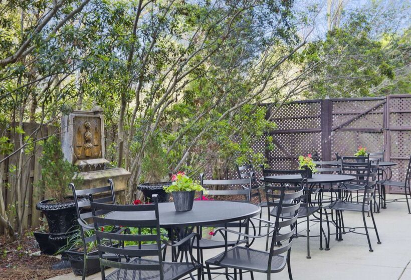 Отель Hampton Inn Columbia I20clemson Road