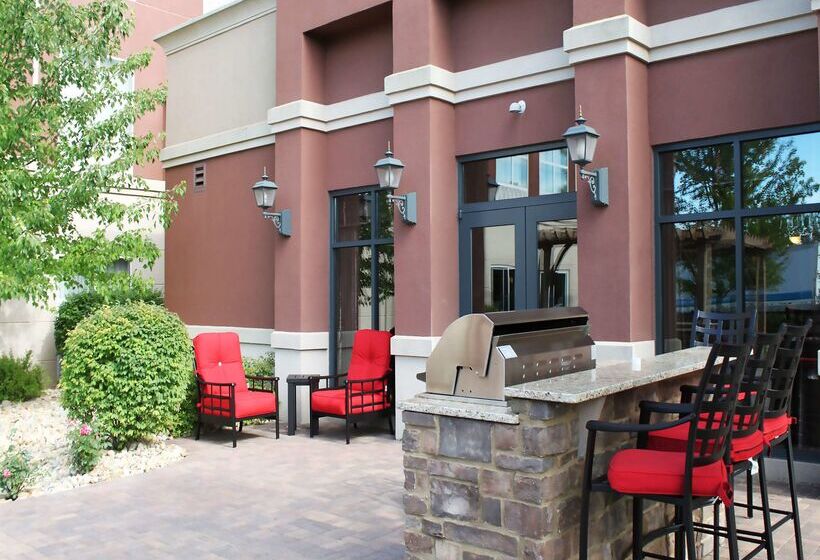 בית מלון כפרי Homewood Suites By Hilton Bloomington