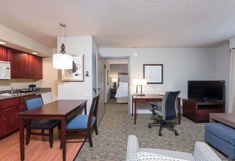 בית מלון כפרי Homewood Suites By Hilton Bloomington