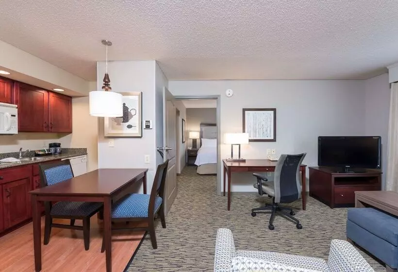 בית מלון כפרי Homewood Suites By Hilton Bloomington