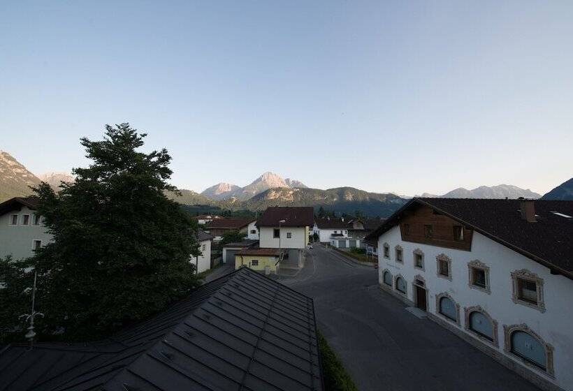 ホテル Krone Tirol