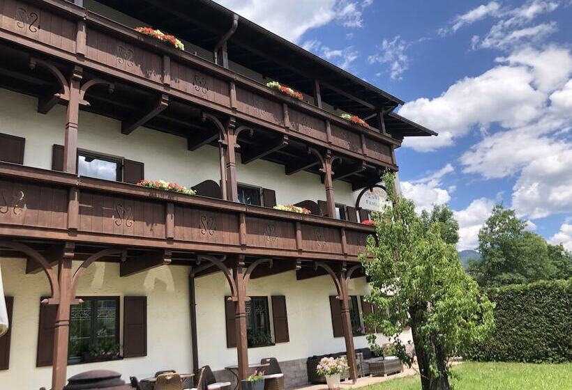 ホテル Krone Tirol