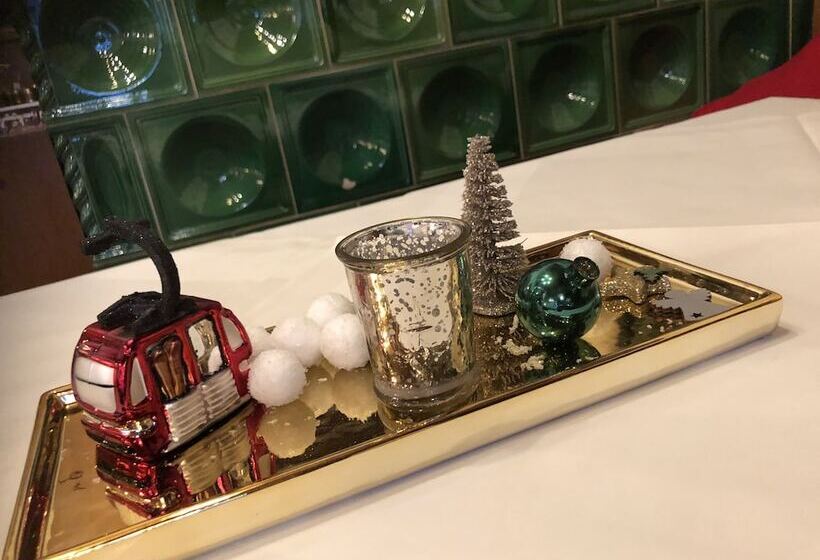 ホテル Krone Tirol