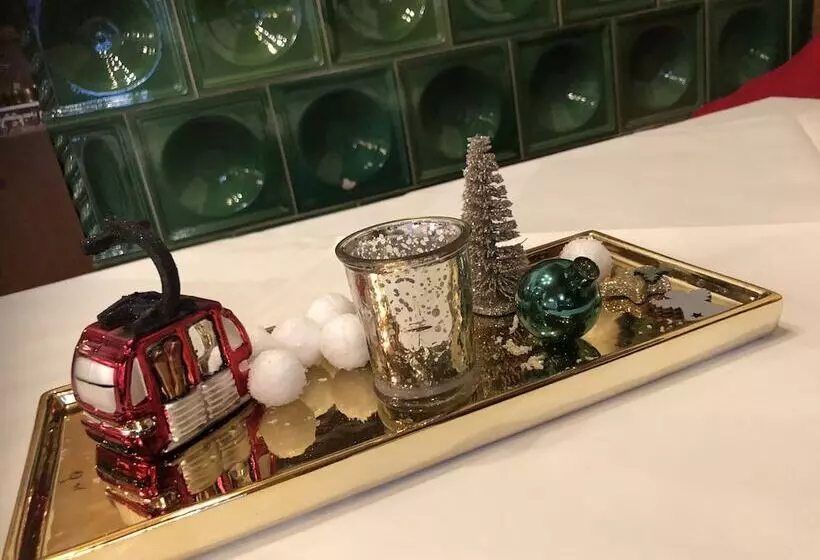 Отель Krone Tirol