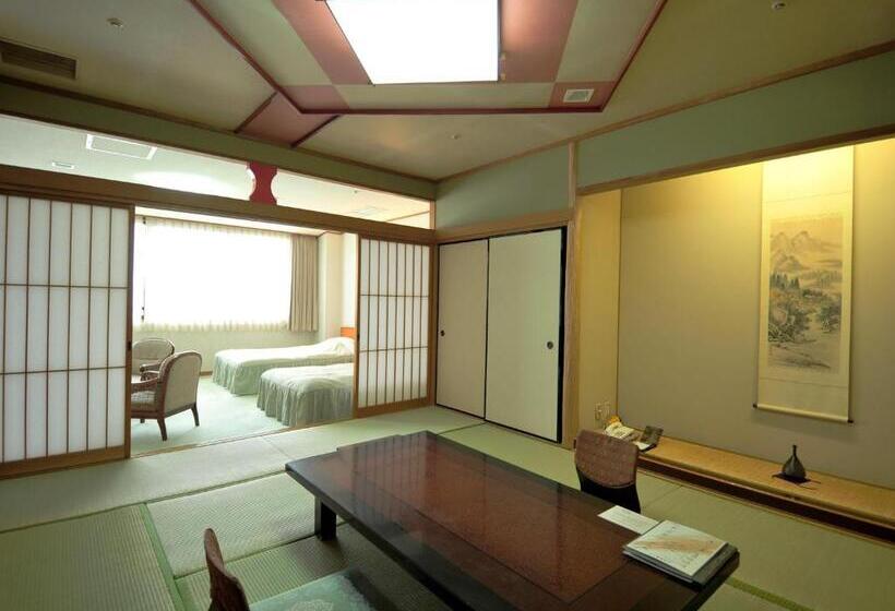 酒店 Nisshokan Shinkan Baishokaku