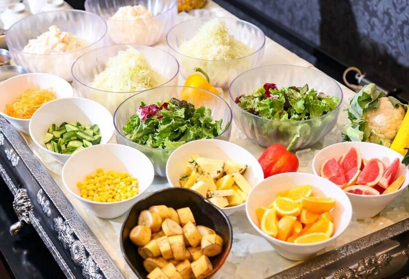 فندق Osaka Garden Palace