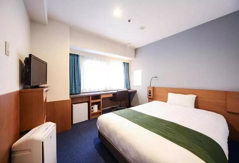 Отель Osaka Garden Palace