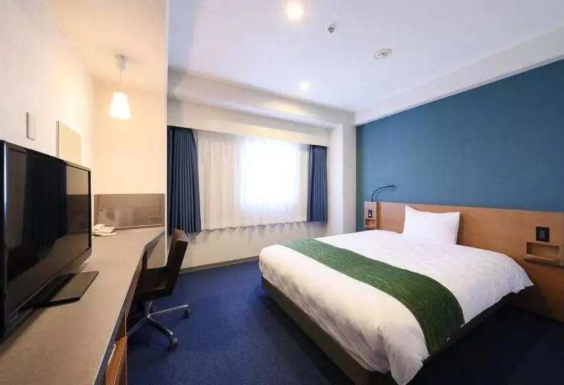 Отель Osaka Garden Palace