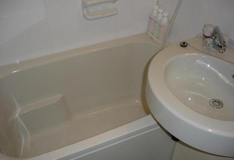 فندق Osaka Garden Palace