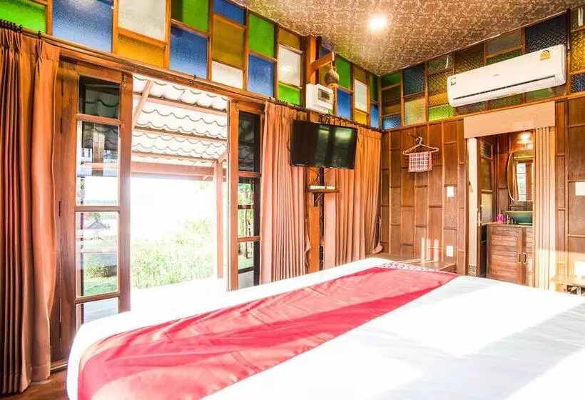 酒店 Pludhaya Resort & Spa