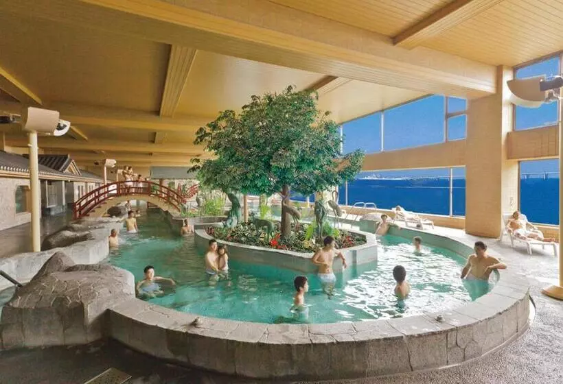 Ryugujo Spa Hotel Mikazuki Fujimitei