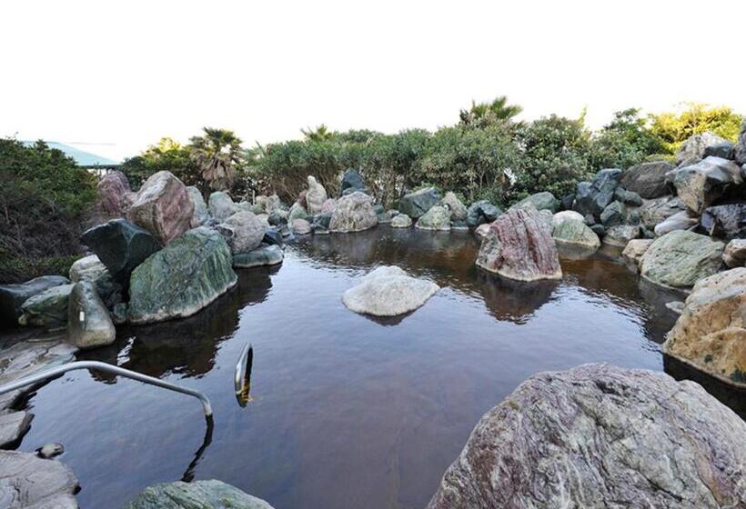 Ryugujo Spa Hotel Mikazuki Fujimitei