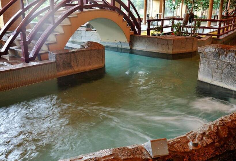 Ryugujo Spa Hotel Mikazuki Fujimitei