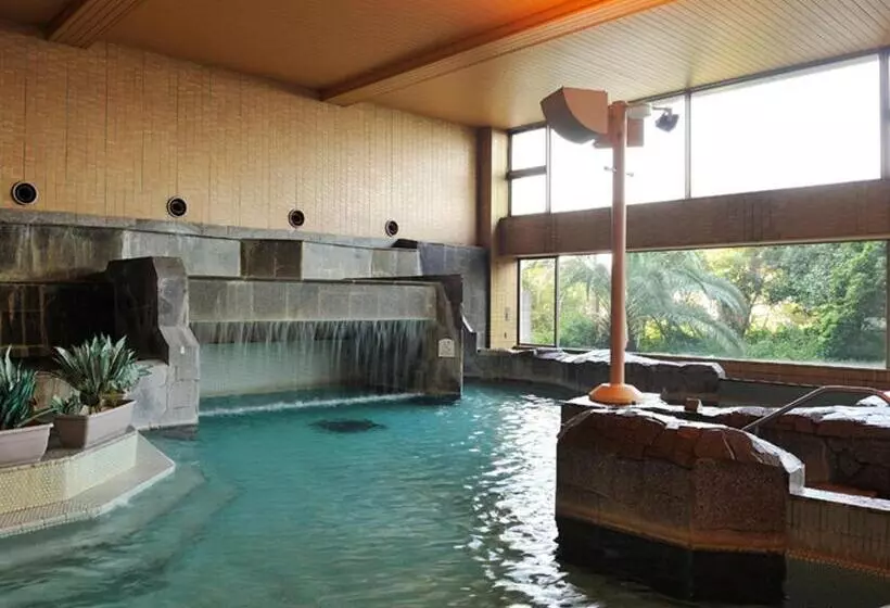 Ryugujo Spa Hotel Mikazuki Fujimitei